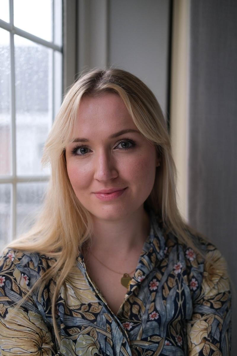 Author Georgia Leighton